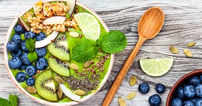 bol-smoothie-avocat-matcha