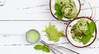 Crème glacée Matcha & noix de coco